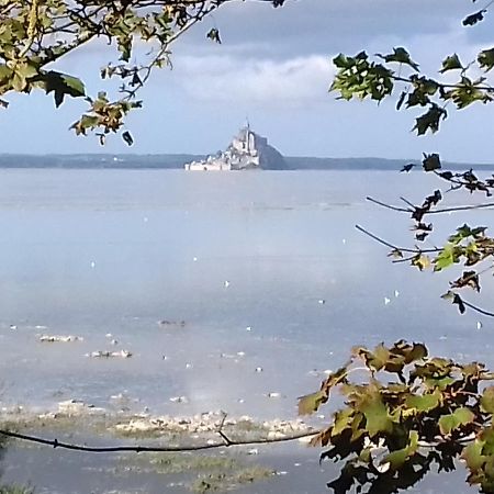 Entre Mont St Michel Et Merveille Vains Dış mekan fotoğraf